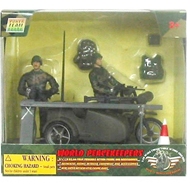 Peacekeepers Fig Bike Box Set – Comaco Toys